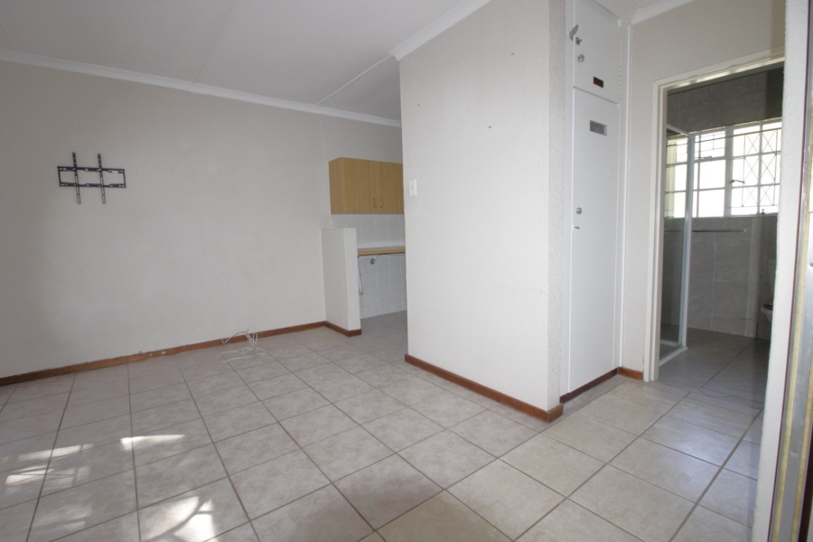 To Let 2 Bedroom Property for Rent in Aston Bay Eastern Cape